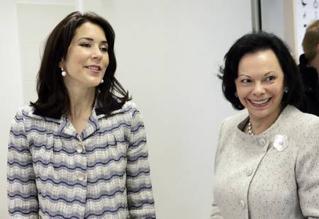 Soproga predsednika Barbara Miklič Türk in Danska princesa Mary v Ambulanti Šiška ob evropskem tednu cepljenja (FA BOBO)