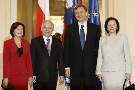 Predsednik Republike Slovenije dr. Danilo Türk in soproga Barbara Miklič Türk s predsednikom Republike Poljske Lechom Kaczyńskijem in soprogo Mario Kaczyński (FA BOBO)