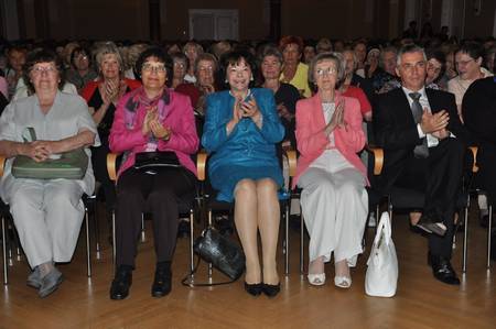 Soproga predsednika republike Barbara Miklič Türk se je udeležila 20. vseslovenskega srečanja žensk z rakom dojke "Nova pomlad življenja" (foto: Janez Platiše)