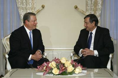 The President of the Republic of Slovenia, Dr Danilo Türk, receives the former Vice President of the United States of America and Nobel Prize laureate, Al Gore (FA BOBO)