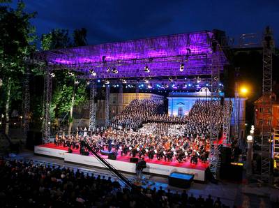 The President of the Republic of Slovenia, Dr Danilo Türk, accompanied by with his wife, Barbara Miklič Türk, and the President of the Republic of Croatia, Dr Ivo Josipović, attend the concert of Gustav Mahler's Symphony of a Thousand under the baton of Valery Gergiev (photo: Daniel Novakovič/STA)