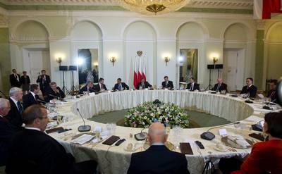 The President of the Republic of Slovenia, Dr Danilo Türk, attends the working dinner at the 17th Summit of Central European Countries (photo: Stanko Gruden/STA)