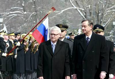 The President of the Republic of Slovenia, Dr Danilo Türk, receives the President of the Republic of Croatia, Dr Ivo Josipović (photo: Tina Kosec/STA)