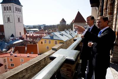 The President of the Republic of Slovenia, Dr Danilo Türk, meets the Prime Minister of the Republic of Estonia, Andrus Ansip (photo: Stanko Gruden/STA)