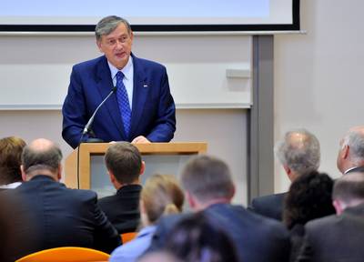 The President of the Republic of Slovenia, Dr Danilo Türk, delivers his address at the Yearly Conference of the European Institute of Social Security (photo: Tamino Petelinšek/STA)