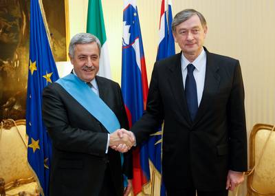 The Slovenian President, Dr Danilo Türk, meets the President of the Milan region, Guido Podestá (photo: Stanko Gruden/STA)