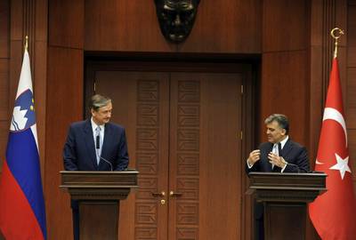 The President of the Republic of Turkey, Abdullah Gül, receives the President of the Republic of Slovenia, Dr Danilo Türk (FA BOBO)