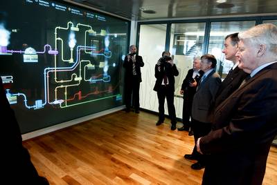 The President of the Republic of Iceland, Dr Ólafur Ragnar Grímsson, and the President of the Republic of Slovenia, Dr Danilo Türk, visit Hellisheiði Geothermal Power Plant (photo: Stanko Gruden/STA)