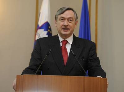 The President of the Republic, Dr. Danilo Türk attended the scientific conference dedicated to the 35th anniversary of the Treaty of Osimo (photo: Nebojša Tejić/STA)