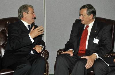 The President of Slovenia, Dr Danilo Türk, meets the Prime Minister of the Republic of Albania, Dr Sali Berisha (FA BOBO)