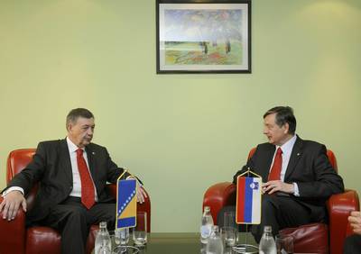 The President of the Republic of Slovenia, Dr Danilo Türk, meets the Chairman of the Presidency of Bosnia and Herzegovina, Nebojša Radmanović (FA BOBO)