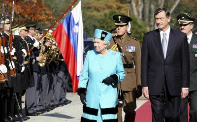 The President of the Republic of Slovenia, Dr  Danilo Türk receives Her Majesty Queen Elizabeth II. ( FA BOBO)