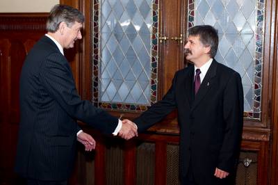The President of the Republic of Slovenia, Dr Danilo Türk, meets the Speaker of the Hungarian National Assembly, László Kövér (photo: Stanko Gruden/STA)