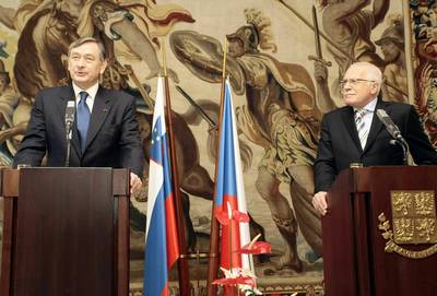 Joint statement by the President of the Republic of Slovenia, Dr Danilo Türk, and the President of the Czech Republic, Václav Klaus (FA BOBO)