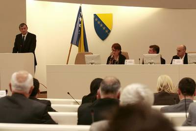 The President of the Republic of Slovenia addresses participants of the Economic Forum (FA BOBO)