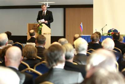 President Türk gives a lecture at the Paasikivi Society entitled "From Helsinki Final Act to an OSCE Charter: A Case for a New Security Architecture" (photo: Tina Kosec/STA)