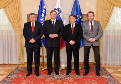 Slovenian President Danilo Türk receives the Chairman of the Presidency of Bosnia and Herzegovina, Nebojša Radmanović, and members of the Presidency of Bosnia and Herzegovina, Željko Komšić and Bakir Izetbegović (photo: Nebojša Tejić/STA)