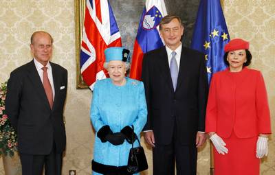 The President of the Republic of Slovenia, Dr  Danilo Türk, and his spouse Barbara Miklič Türk with Queen Elizabeth II and the Duke of Edinburgh (FA BOBO)