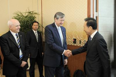 Slovenian President Dr Danilo Türk meets the President of the Republic of Korea, Lee Myung-bak (FA BOBO)