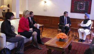 Slovenian President Dr Danilo Türk meets Indian Prime Minister Dr Manmohan Singh (photo: Tina Kosec/STA)