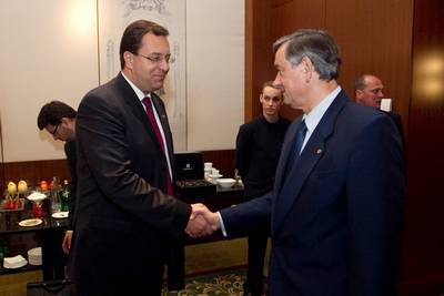 The President of the Republic of Slovenia, Dr Danilo Türk, meets with the active President of the Republic of Moldova, Dr Marian Lupu (photo: Stanko Gruden/STA)