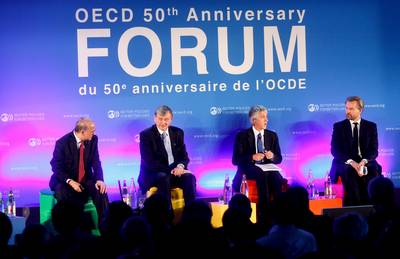 The President of the Republic of Slovenia Dr. Danilo Türk gives the opening address at the plenary session of the Leader's Forum "Measuring Progress of Societies" at the 50th anniversary of the Organisation for Economical Co-operation and Development (OECD) (photo: Stanko Gruden/STA)