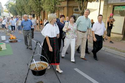 President of Slovenia, Danilo Türk, and his wife, Barbara Miklič Türk, attend the Bogračfest 2012 festivities in Lendava (photo: Daniel Novakovič/STA)