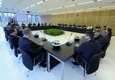 Meeting between the Slovenian President, Dr Danilo Türk, the Montenegrin President, Filip Vujanović, and representatives of Slovenian companies (FA BOBO)