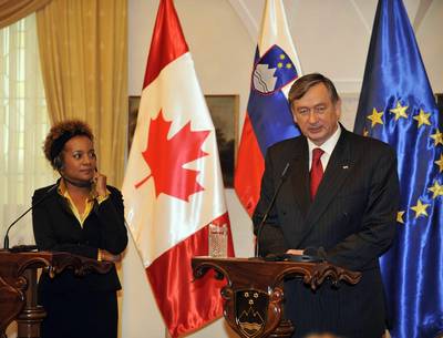 The President of the Republic of Slovenia, Dr Danilo Türk, receives the Governor General of Canada, Her Excellency the Right Honourable Michaëlle Jean (FA BOBO)