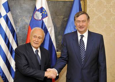 The President of Slovenia, Dr Danilo Türk, receives the President of the Hellenic Republic, Dr Karolos Papoulias (FA BOBO)