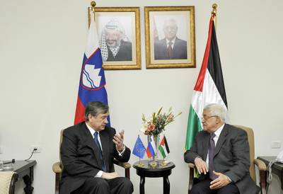 Slovenian President DaniloTürk meeting Palestinian National Authority President Mahmoud Abbas (FA BOBO)
