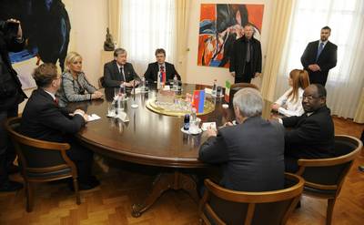 Predsednik republike dr. Danilo Türk je obiskal Piran, kjer se je srečal z županom Občine Piran Petrom Bossmanom (foto: Nebojša Tejić/STA)