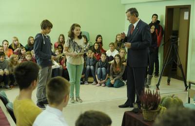 Predsednik republike dr. Danilo Türk je obiskal Osnovno šolo Ludvika Pliberška Maribor ob njeni 140. obletnici (foto: Nebojša Tejić/STA)