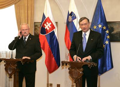 Predsednik Republike Slovenije dr. Danilo Türk je sprejel predsednika Slovaške republike dr. Ivana Gašparoviča (foto: Tina Kosec/STA)