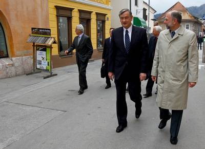 Predsednika republike dr. Danila Türka je pozdravil župan Občine Škofja Loka mag. Miha Ješe (foto: Stanko Gruden/STA)