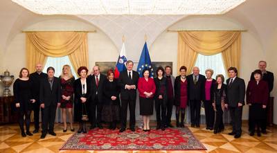 Predsednik republike dr. Danilo Türk in soproga Barbara Miklič Türk sta priredila večerjo v čast letošnjima Prešernovima nagrajencema ter nagrajencem Prešernovega sklada 2011 (foto: Stanko Gruden/STA)