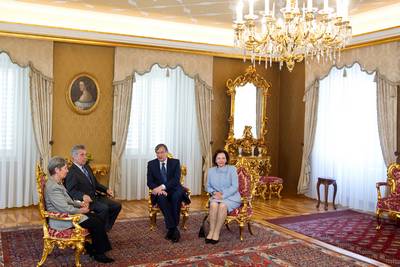 Predsednik Republike Slovenije dr. Danilo Türk in soproga Barbara Miklič Türk sta sprejela zveznega predsednika Republike Avstrije dr. Heinza Fischerja in soprogo Margit Fischer (foto: Stanko Gruden/STA)