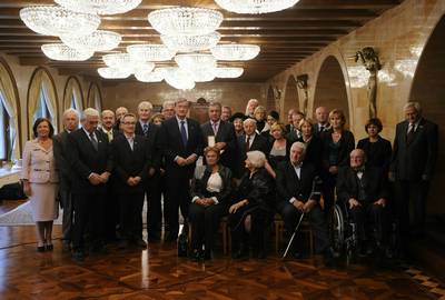 Predsednik republike dr. Danilo Türk je z Zlatim redom za zasluge odlikoval Slovensko zdravniško društvo (foto: Nebojša Tejić/STA)
