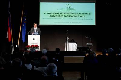 Predsednik republike dr. Danilo Türk se je udeležil slavnostne prireditve ob 30. obletnici Slovenske kadrovske zveze (foto: Stanko Gruden/STA)