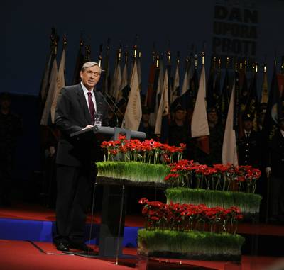 Predsednik republike dr. Danilo Türk se je udeležil državne počastitve dneva upora proti okupatorju, kjer je nastopil kot slavnostni govornik (foto: Nebojša Tejić/STA)