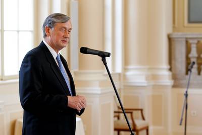 Predsednik republike in vrhovni poveljnik obrambnih sil dr. Danilo Türk je ob dnevu Slovenske vojske priredil sprejem za predstavnike Ministrstva za obrambo Republike Slovenije in častniški zbor Slovenske vojske (foto: Stanko Gruden/STA)