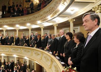 Predsednik republike dr. Danilo Türk in soproga Barbara Miklič Türk sta se udeležila slovesnosti "Zlitje stoletij" ob odprtju prenovljene ljubljanske operno-baletne hiše (foto: Tamino Petelinšek/STA)