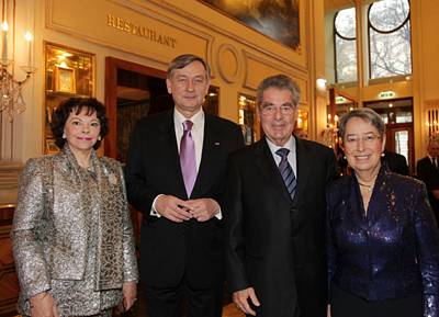 Predsednik Republike Slovenije dr. Danilo Türk in soproga Barbara Miklič Türk sta se na povabilo zveznega predsednika Republike Avstrije dr. Heinza Fischerja in soproge Margit Fischer udeležila novoletnega koncerta Dunajskih filharmonikov (foto: Helga Nessler/pictures born)