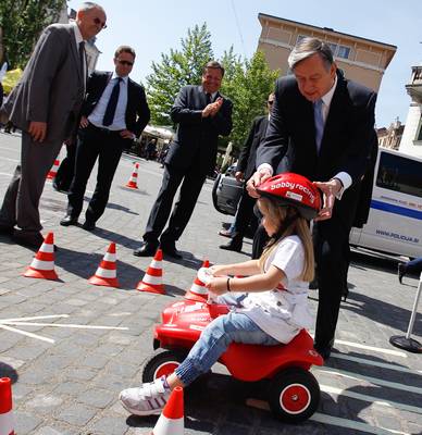 Predsednik republike dr. Danilo Türk se je udeležil prireditve "Desetletje za večjo varnost na cestah 2011–2020" (foto: Stanko Gruden/STA)