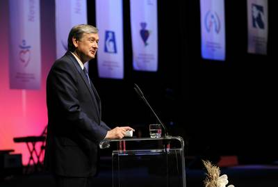 Predsednik republike dr. Danilo Türk se je udeležil slavnostne akademije ob mednarodnem dnevu medicinskih sester in mednarodnem dnevu babic (foto: Nebojša Tejić/STA)
