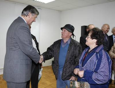 Predsednik republike dr. Danilo Türk se je srečal s člani Društva Kočevarjev staroselcev (foto: Tina Kosec/STA)