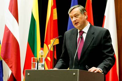 Predsednik republike dr. Danilo Türk se je udeležil otvoritvene slovesnosti mednarodne konference z naslovom "Izzivi zoperstavljanja terorizmu v regiji JV Evrope" (foto: Stanko Gruden/STA)