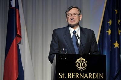 Predsednik republike dr. Danilo Türk se je udeležil Jesenskega srečanja Združenja Manager 2010 (foto: Tamino Petelinšek/STA)