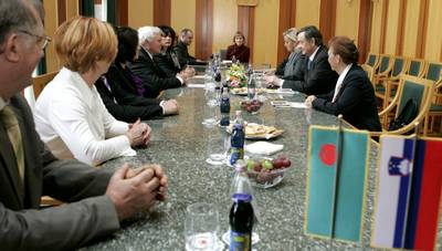 Predsednik republike dr. Danilo Türk se je srečal z županom ter predstavniki Mestne občine Nova Gorica (foto: Tina Kosec/STA)