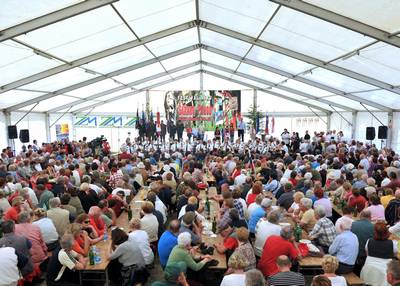 Predsednik republike dr. Danilo Türk se je udeležil Festivala miru – 5. Šarhovega pohoda po poteh Pohorskega bataljona (foto: Tamino Petelinšek/STA)